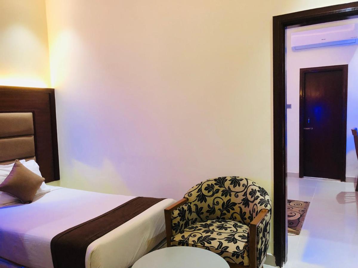 Uni Resort Кокс Базар Екстериор снимка