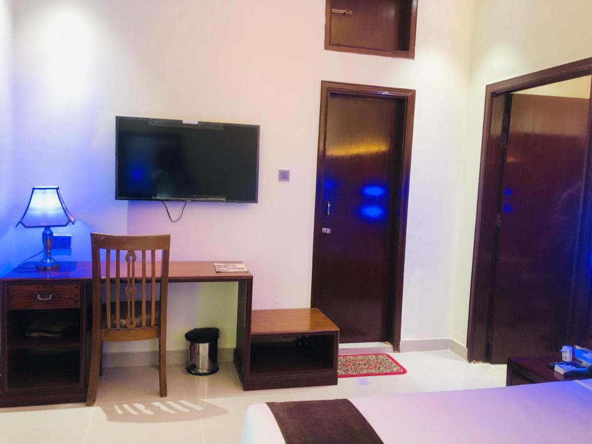Uni Resort Кокс Базар Екстериор снимка