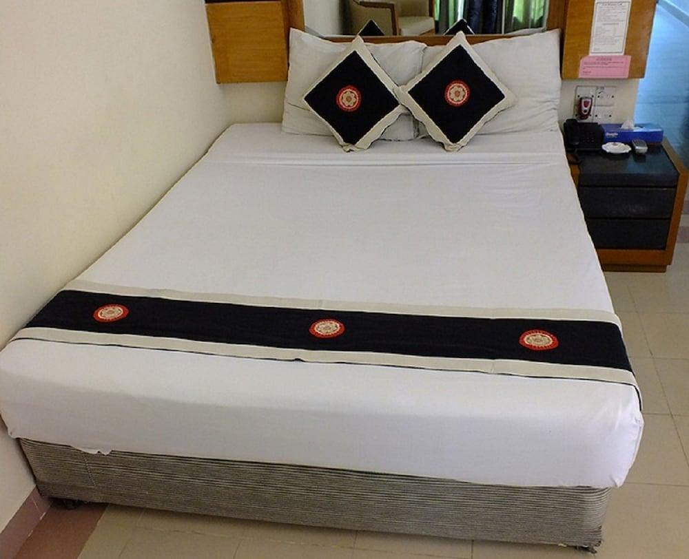 Uni Resort Кокс Базар Екстериор снимка