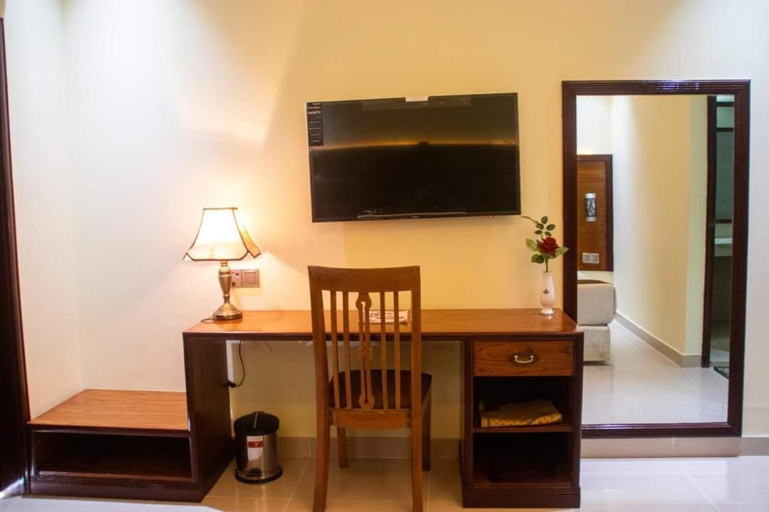 Uni Resort Кокс Базар Екстериор снимка